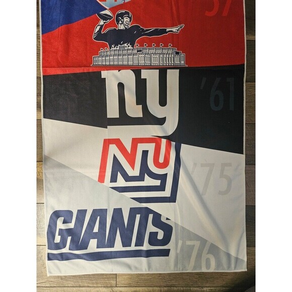NFL New York Football Giants 100th Anniversary Beach Towel 29" X 59" - Picture 3 of 3
